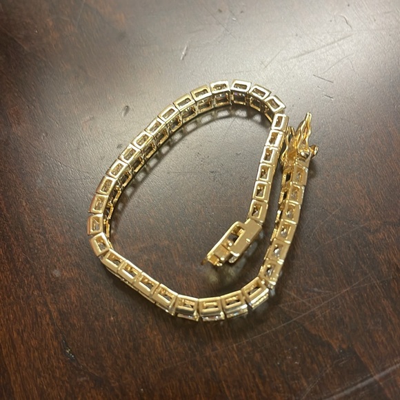 Princess cut braclet 6.5” - Picture 4 of 4